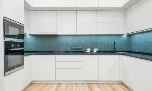 Phong Cách Thiết Kế Tủ Bếp Tối Giản (Minimalism) Với Hệ Tủ Không Tay Nắm