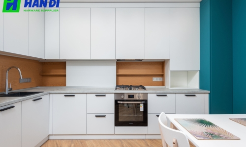 Xu Hướng Thiết Kế Tủ Bếp Nhựa Hiện Đại Cho Nhà Phố Và Chung Cư